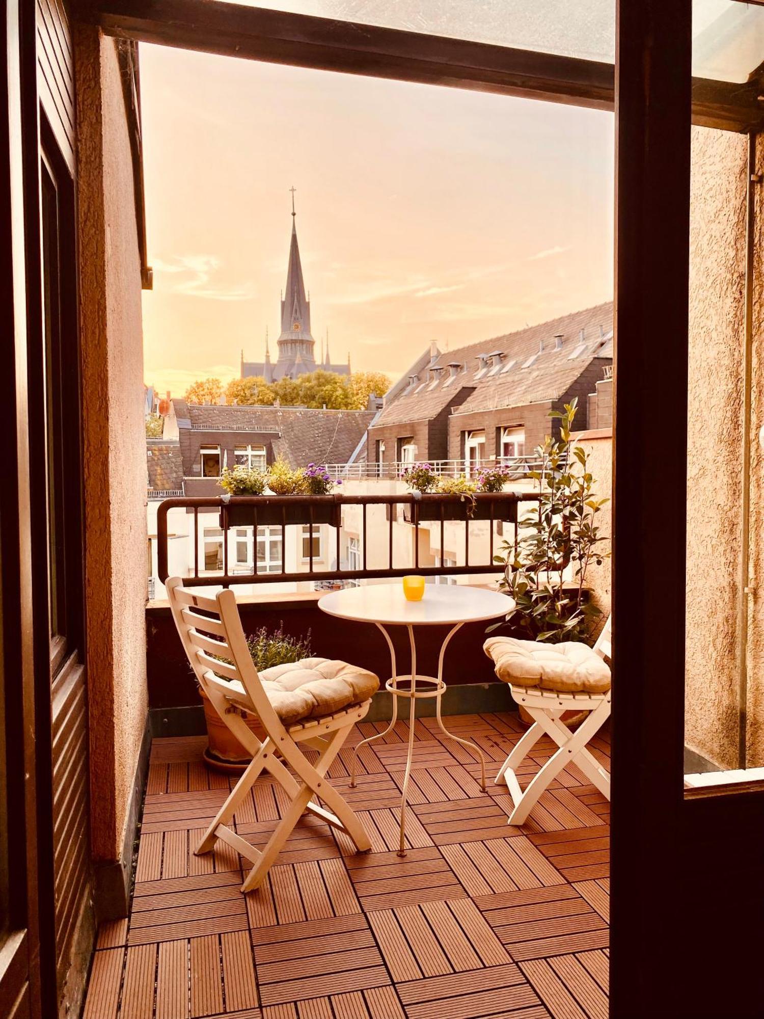 Living With Soul - Appartement Ueber Den Daechern Von Wiesbaden Exterior photo